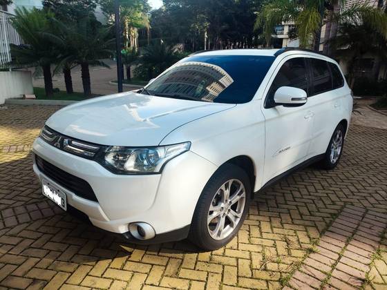 MITSUBISHI OUTLANDER 2.0 16V GASOLINA 4P AUTOMÁTICO
